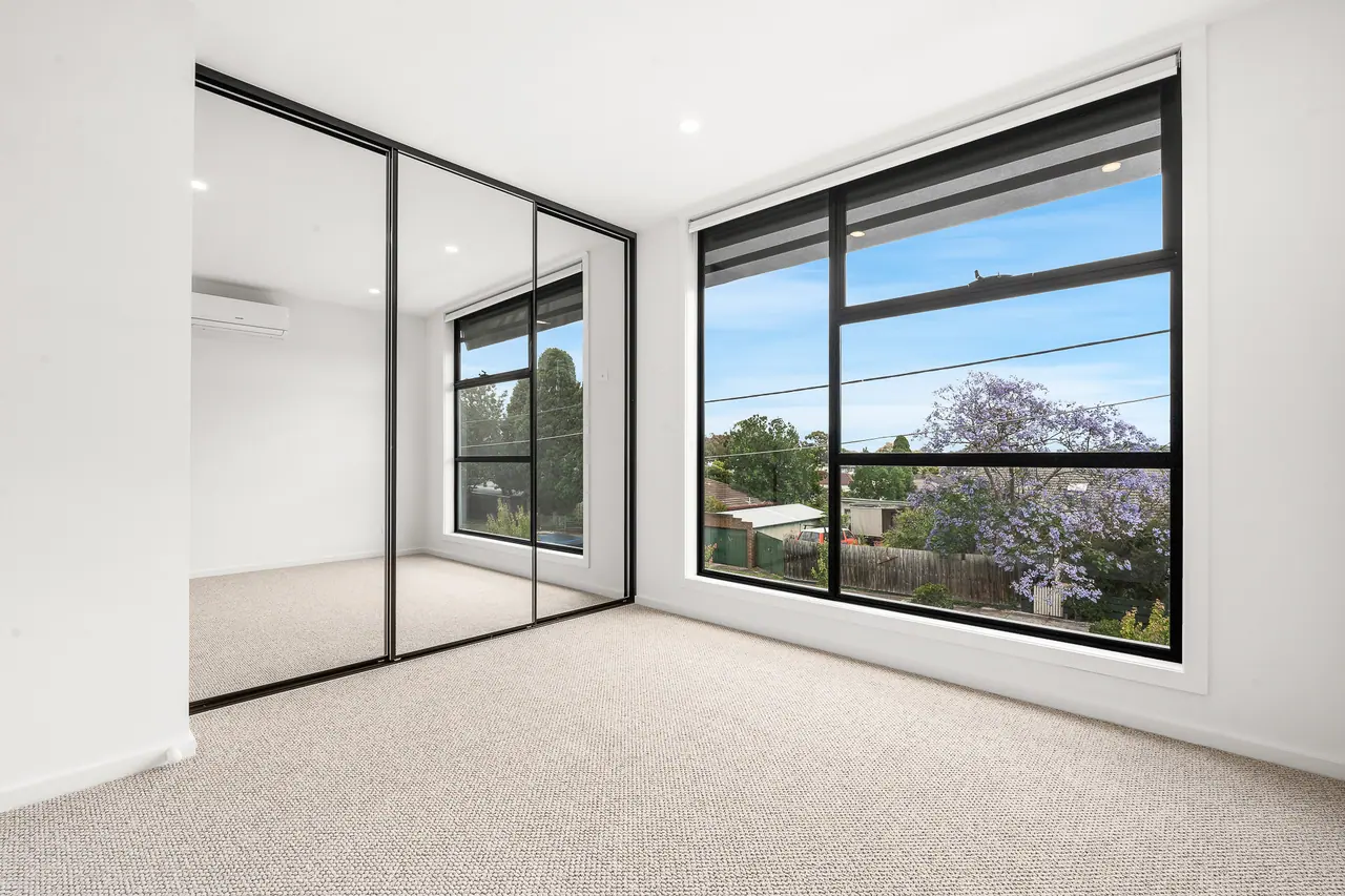 4 Spencer Street
