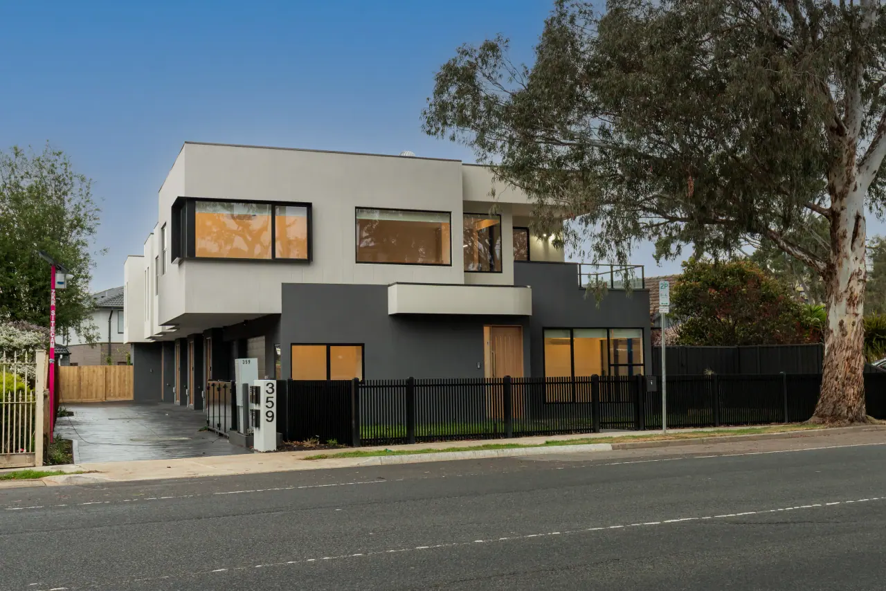 359 Waterdale Road